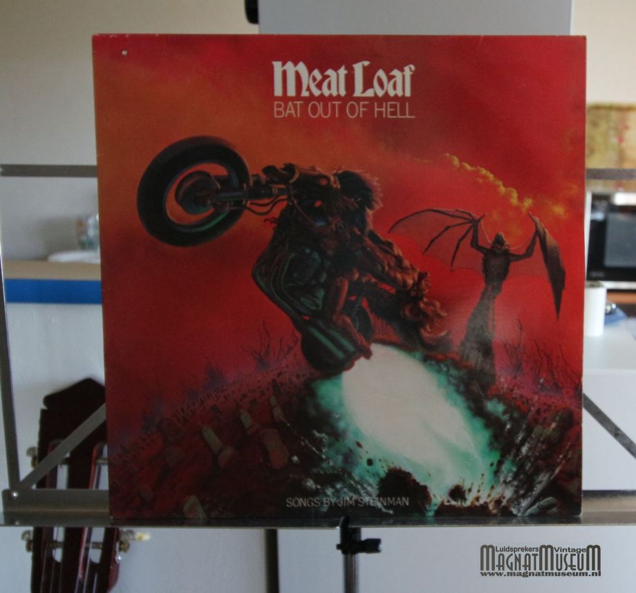 Meat Loaf - Bat out of Hell.JPG